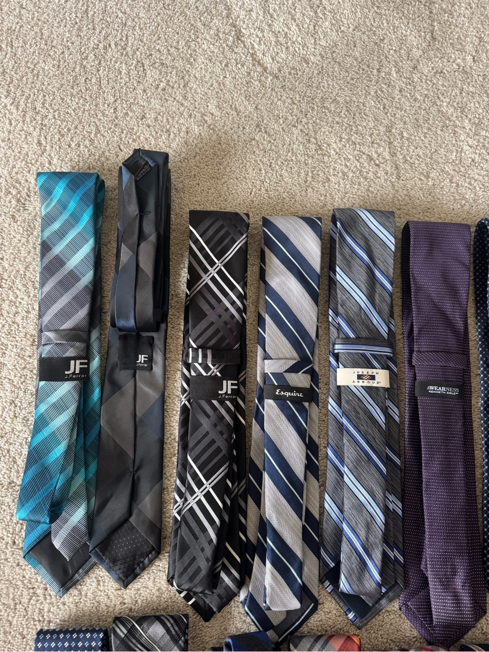 Men’s Dress Tie Lot - 24 Ties - Picture 2 of 9